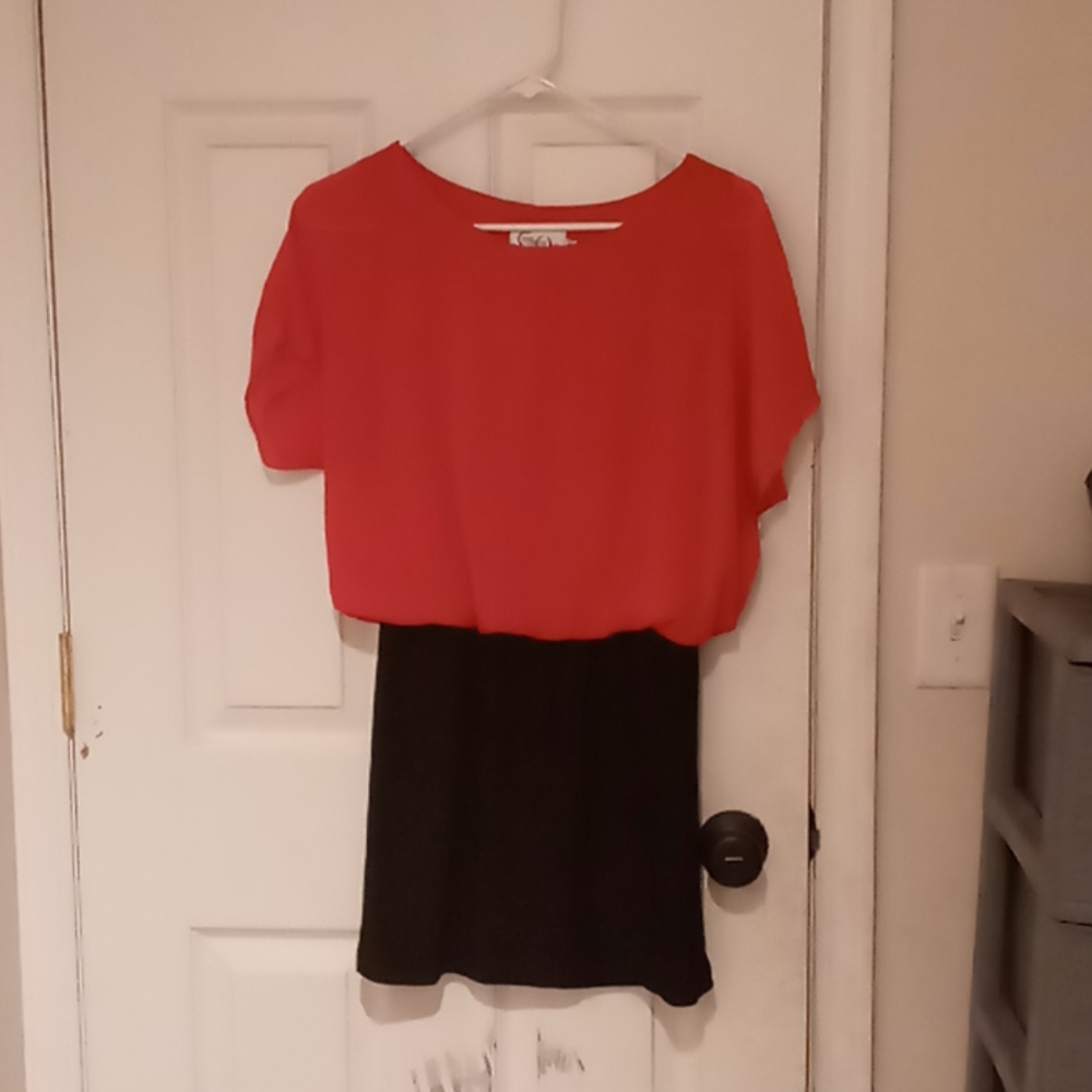 Cute hot pink and black dress